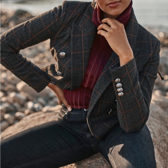 White House black market charcoal stripped cropped blazer size 4 - Picture 2 of 2